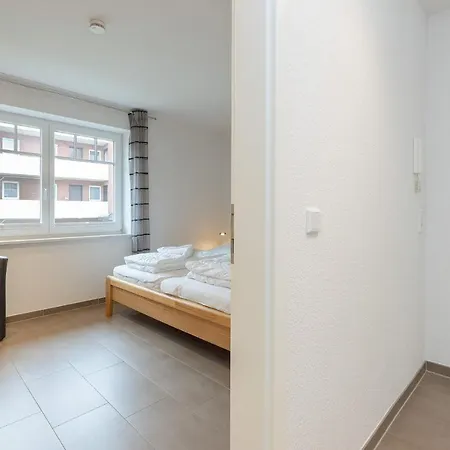 Apartment Schuetzenstr 17 Whg 8