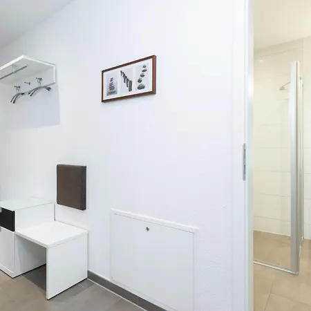 Schuetzenstr 17 Whg 8